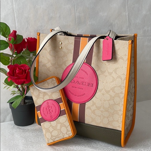 🌹Coach Set🌹 - Picture 1 of 10